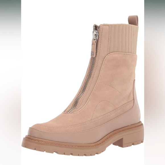 NWOB Sam Edelman Women's Leone Chelsea Boot - Picture 1 of 10